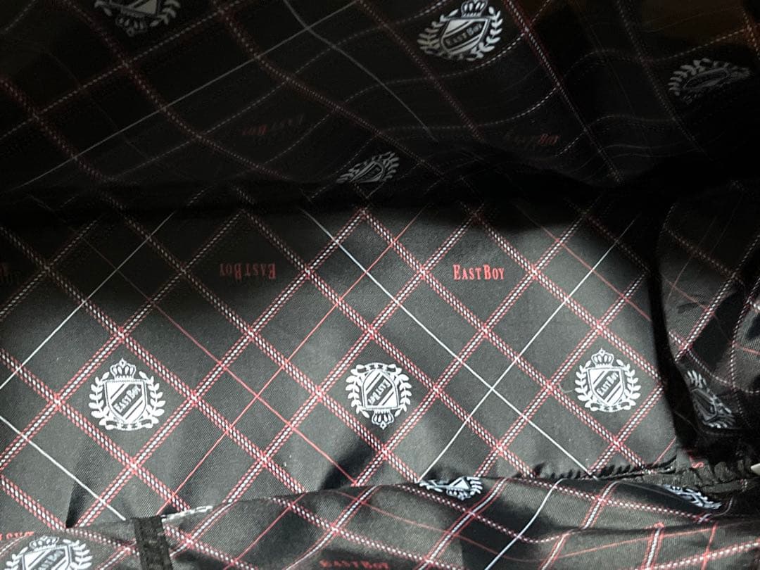 【レア】EASTBOY スクールバッグ　黒　赤刺繍 　角スレ無し♪美品
