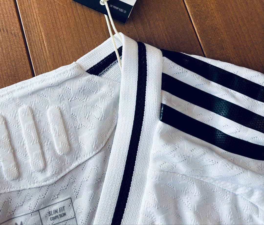 【スペイン購入正規/新品】24/2レアルマドリード　ホームユニフォームM #7