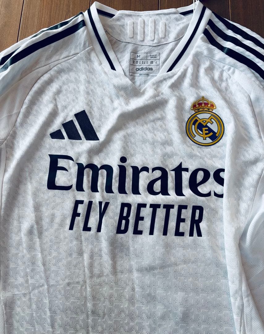 【スペイン購入正規/新品】24/2レアルマドリード　ホームユニフォームM #7