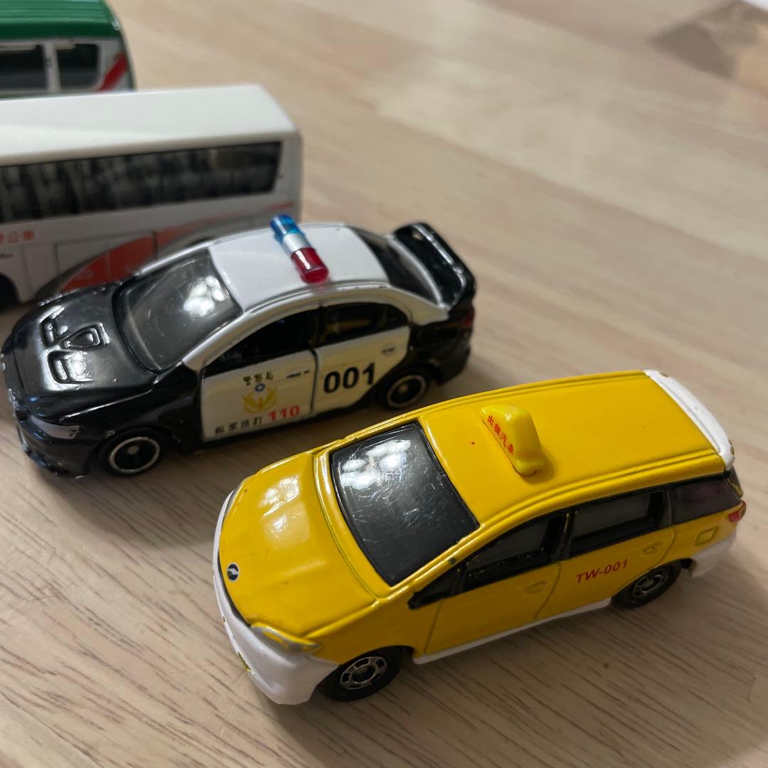 ピクルス3世様用 台湾限定トミカ 郵便車 高速バス パトカー タクシー
