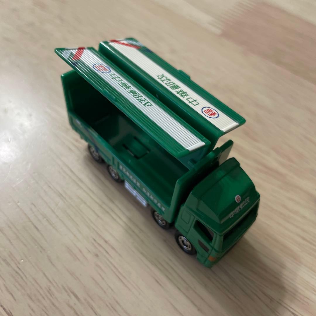 ピクルス3世様用 台湾限定トミカ 郵便車 高速バス パトカー タクシー