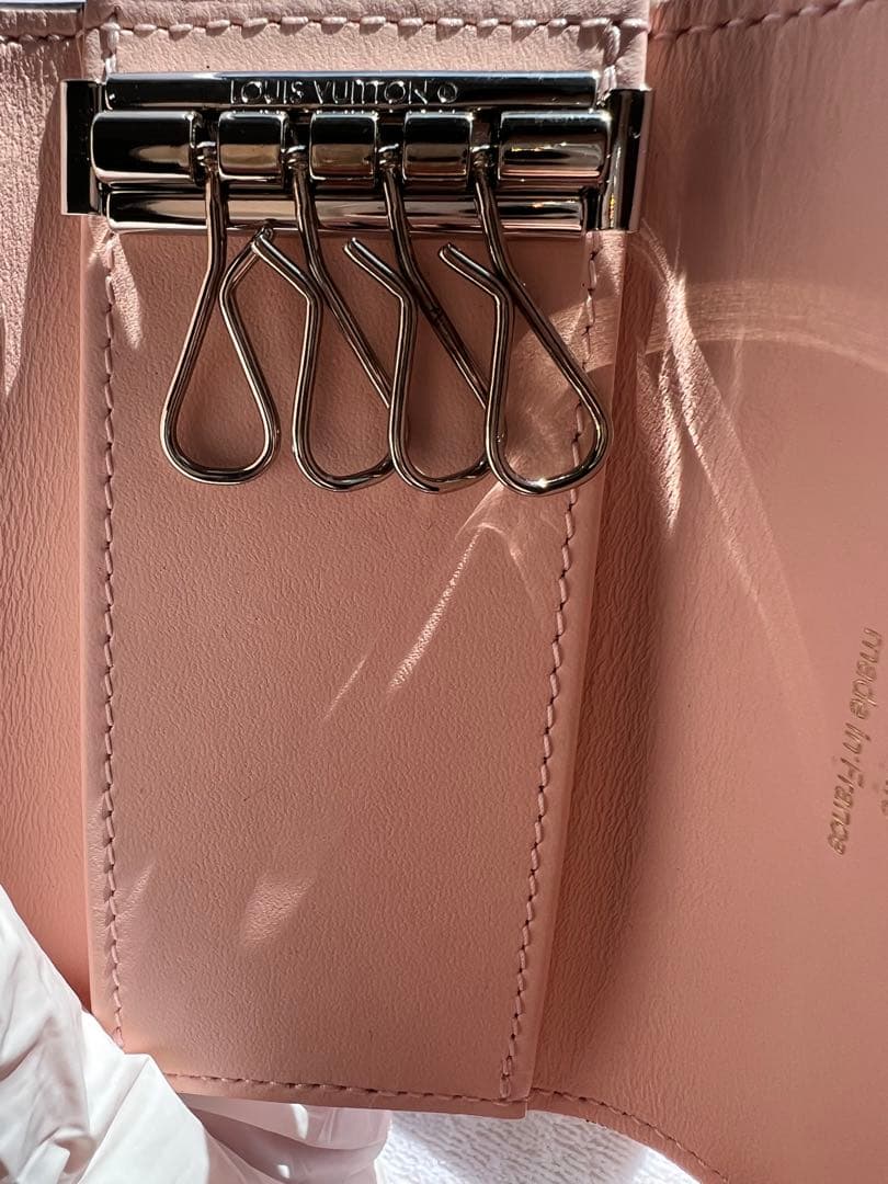 LOUIS VUITTON モノグラム マヒナ ミュルティクレ4