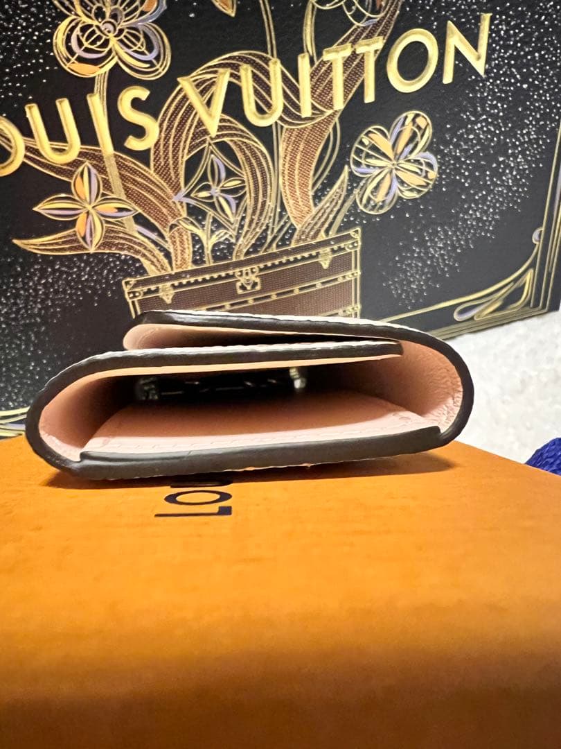 LOUIS VUITTON モノグラム マヒナ ミュルティクレ4