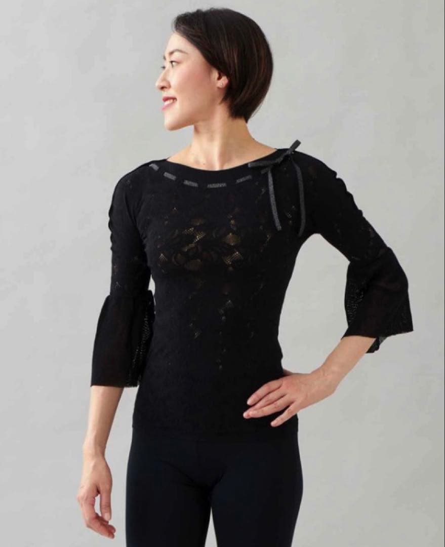 チャコット　ノーソーイングニット　フレアスリーブ　ブラック