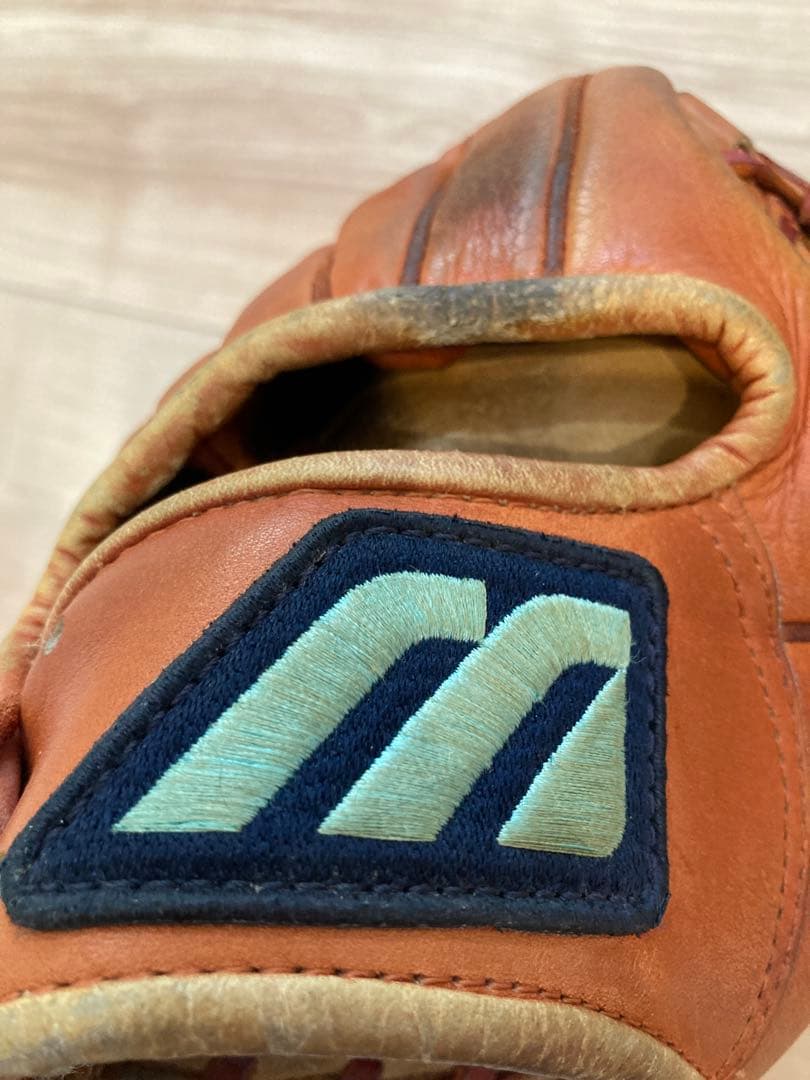 メルカリ市限定品　初代ビューリーグ　ミュータント 軟式グローブ　内野　ミズノ