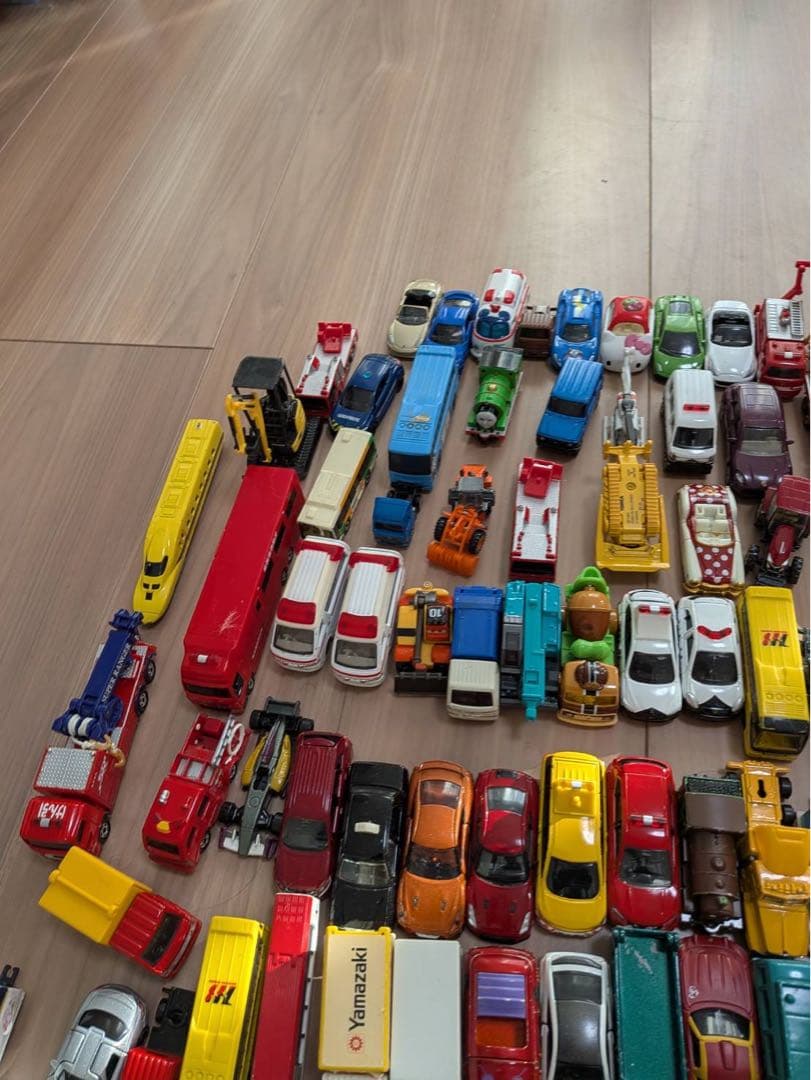 トミカ ミニカー 193台 まとめ 中古