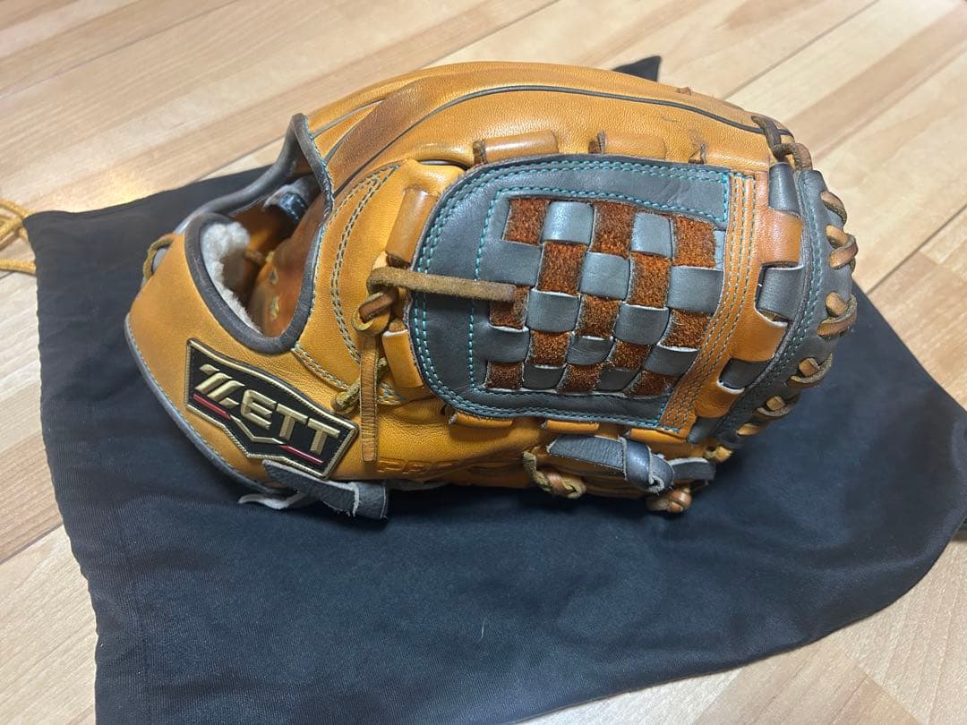 ゼット　プロステイタス　オーダー　軟式内野用グローブ