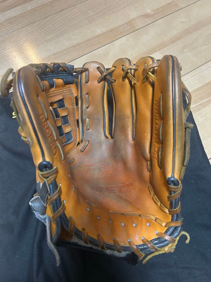 ゼット　プロステイタス　オーダー　軟式内野用グローブ