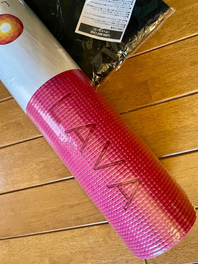 LAVA ヨガマット (マゼンダ)とマットケース