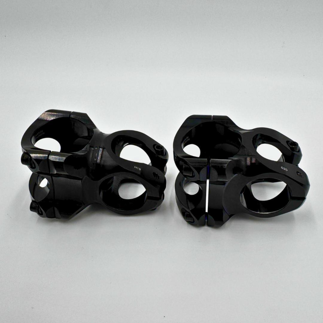 で*し様 RACE FACE カーボンハンドルバーほか 7点セット