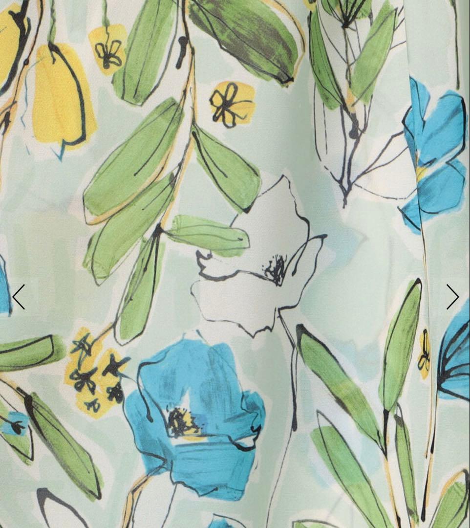 美品　トゥモローランドオキザリスフラワープリントボウタイギャザーブラウス　36