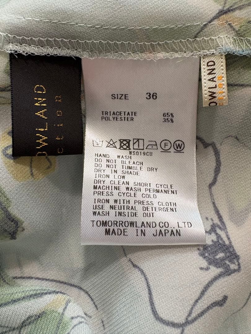 美品　トゥモローランドオキザリスフラワープリントボウタイギャザーブラウス　36