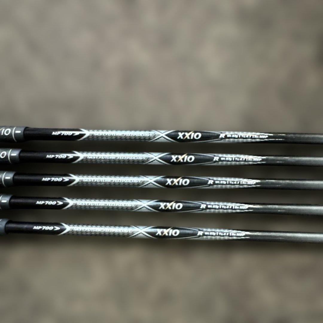 ゴルフクラブ11本セット スリクソンキャディバッグ