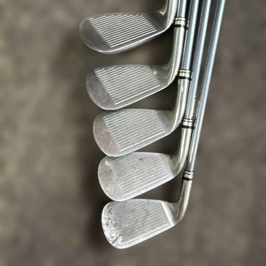 ゴルフクラブ11本セット スリクソンキャディバッグ