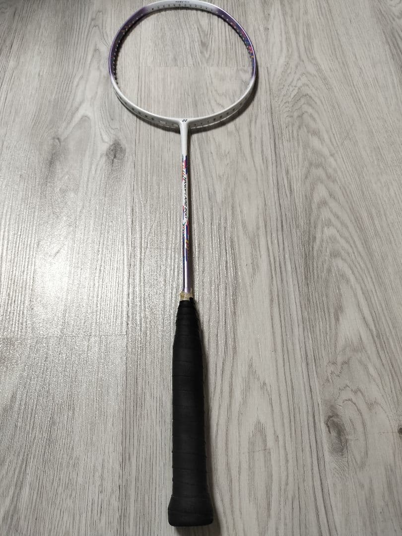 【美品】YONEX バドミントンラケット　ナノフレア200