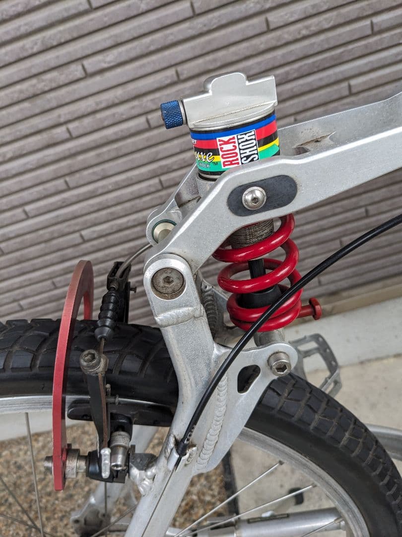 GT マウンテンバイク (カーボンフレーム)