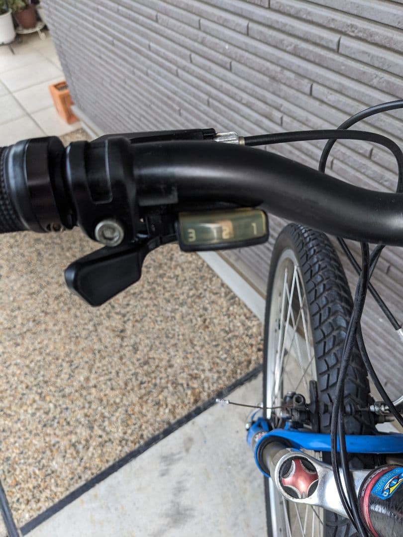 GT マウンテンバイク (カーボンフレーム)