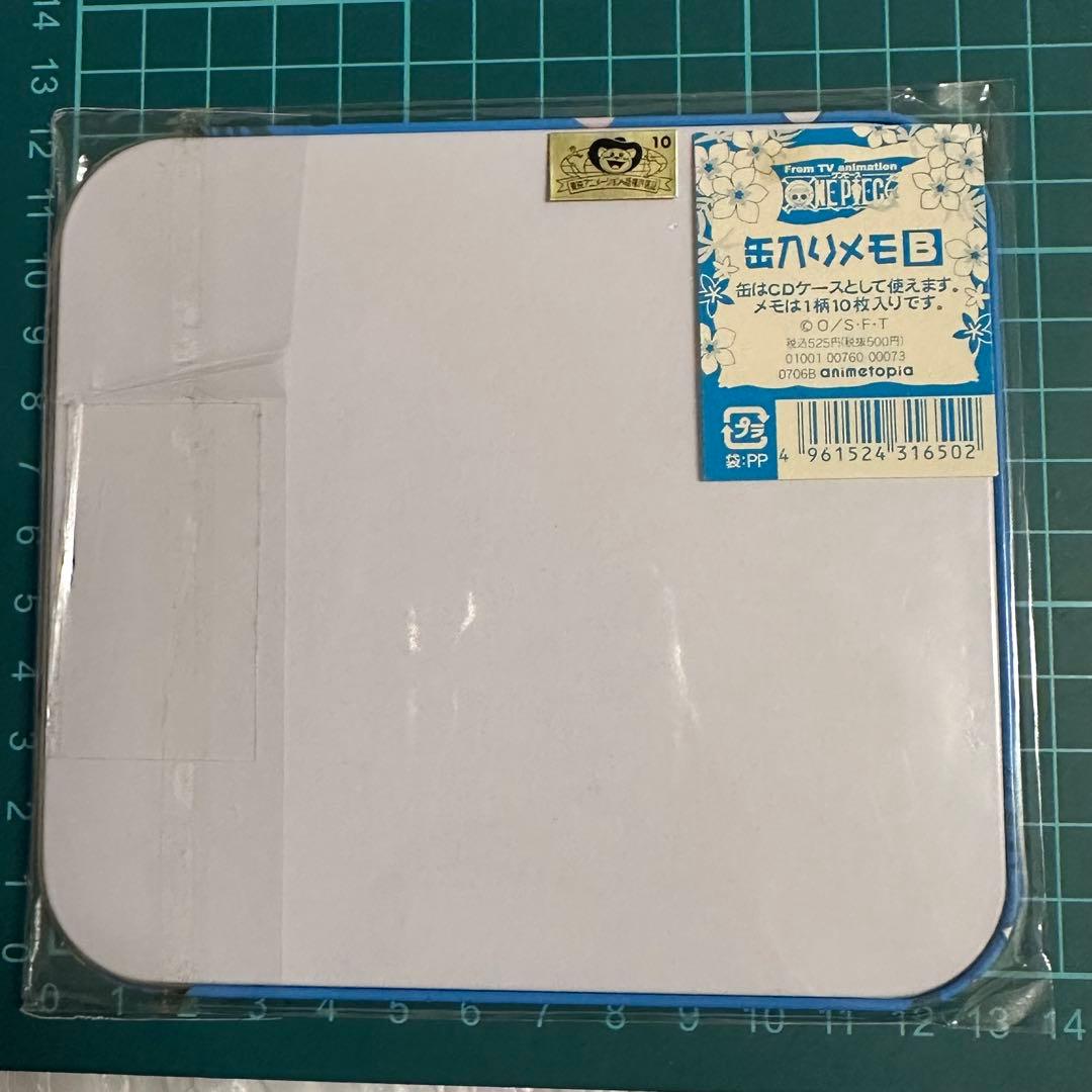 ONE PIECE ワンピース　ゾロ　サンジ　水着　缶入りメモ　缶ケースのみ