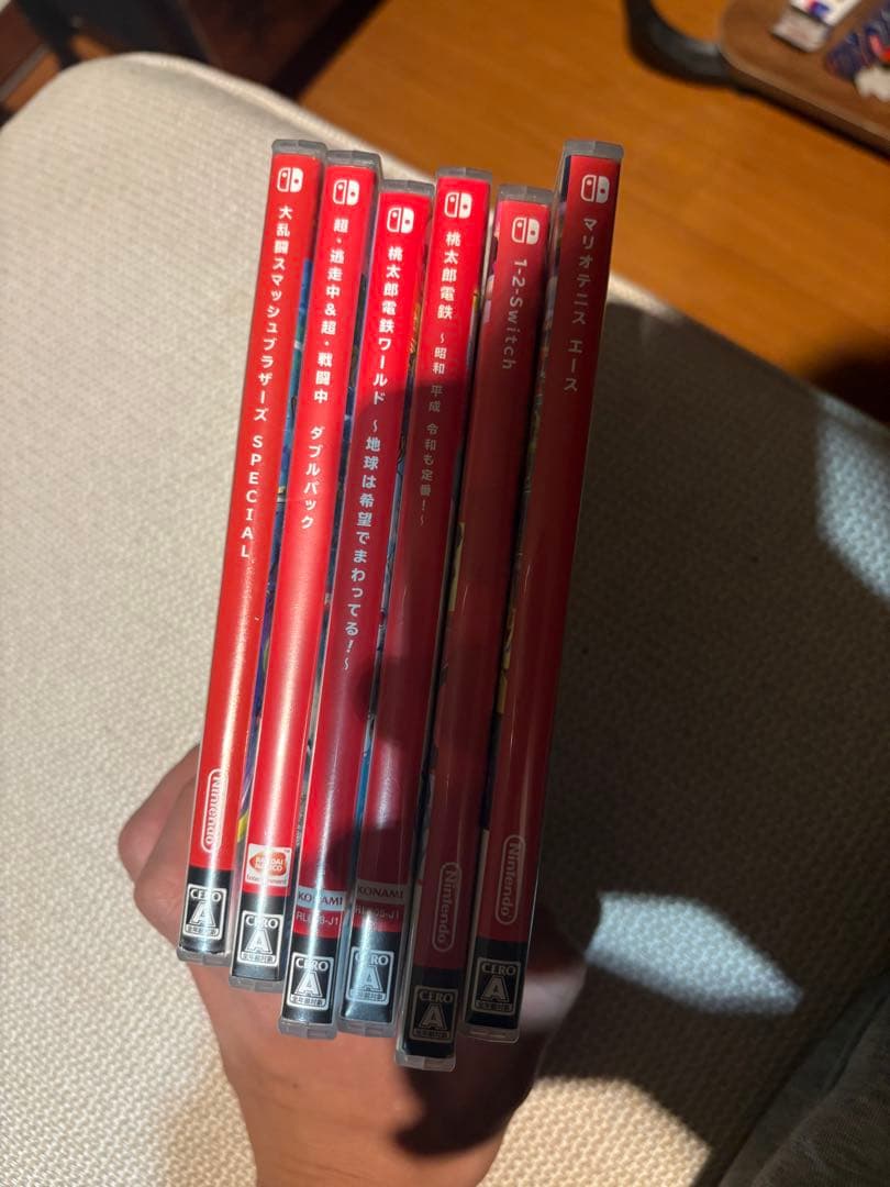 ゆ*ん様 Nintendo Switch 本体 青赤ジョイコン + ゲームソフト