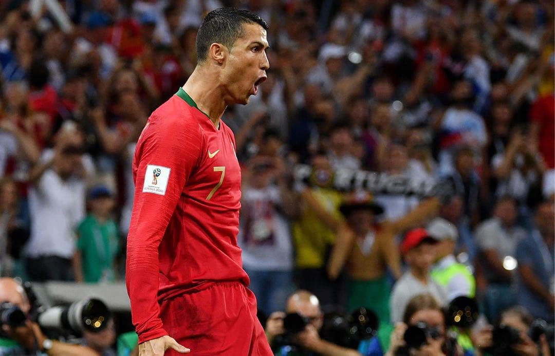 ロナウド　ユニフォーム　ポルトガル代表　ワールドカップ　ハットトリック　長袖