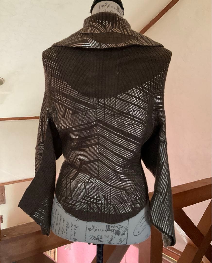 美品Tramandoトラマンド ニットジャケットブラウン×ゴールド