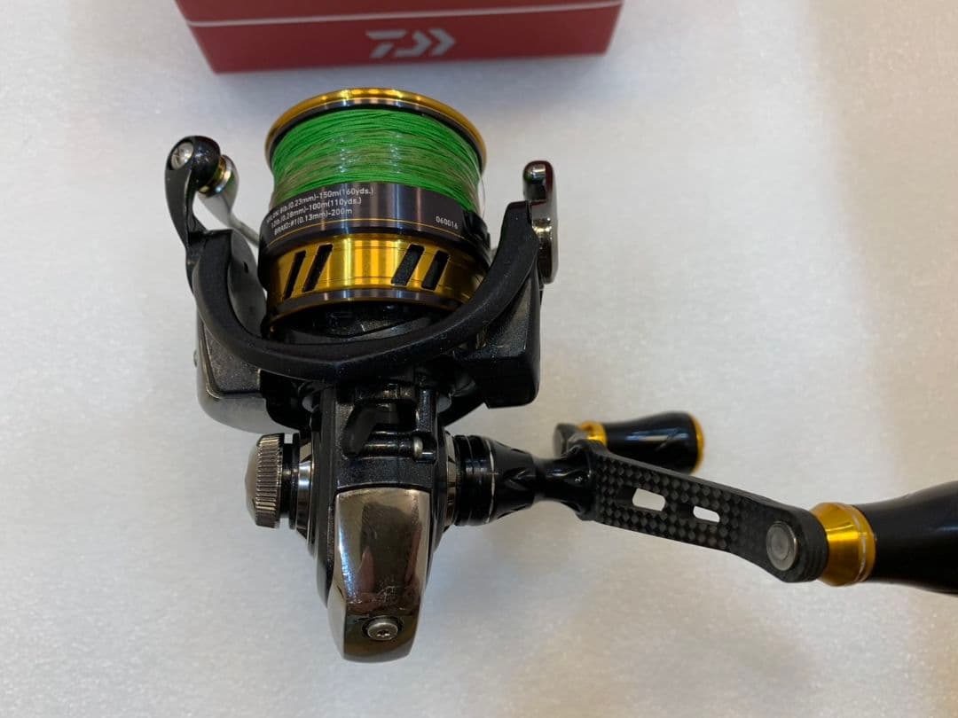 ダイワ　スピニングリール　18レガリス LT3000-CXH