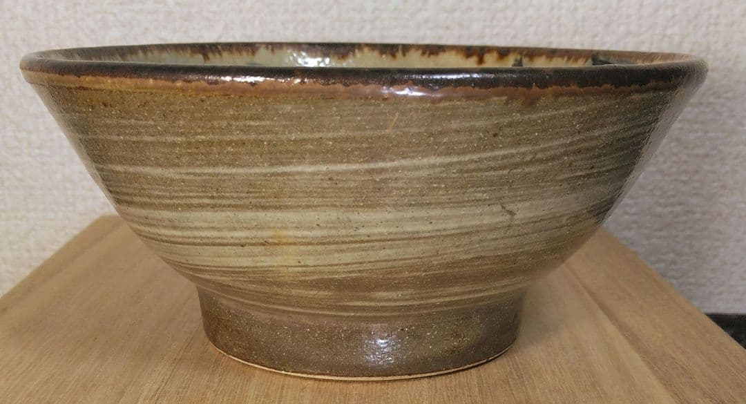 人間国宝 金城次郎 マカイ(魚紋茶碗) 栞 共箱(本人書付) 壷屋焼 やちむん