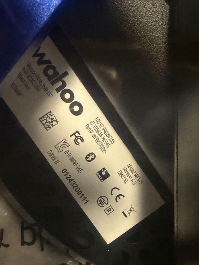 Wahoo KICKR v6 固定ローラー/ZWIFTロードバイク製品