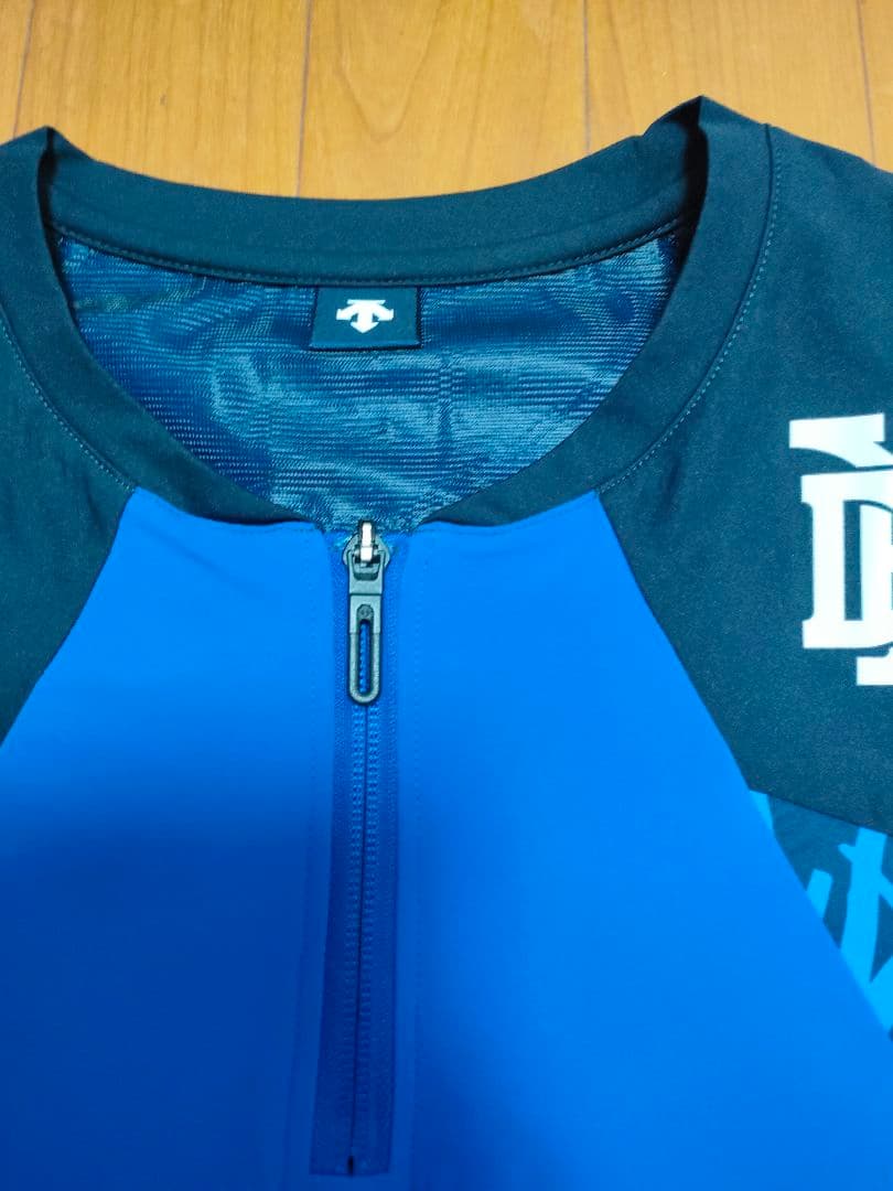 横浜DeNAベイスターズ　オーセンティック半袖ジャケット（Lサイズ）