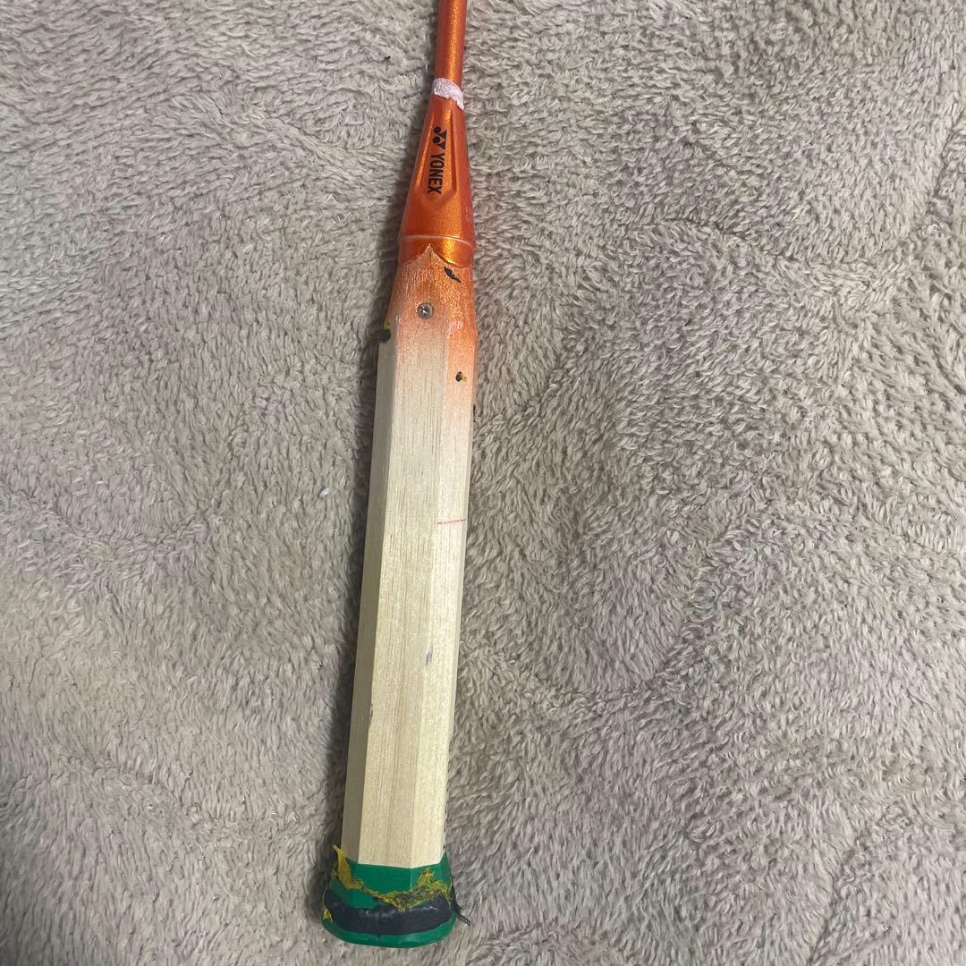 YONEX ASTROX 99 バドミントンラケット ジャンク品　4U5