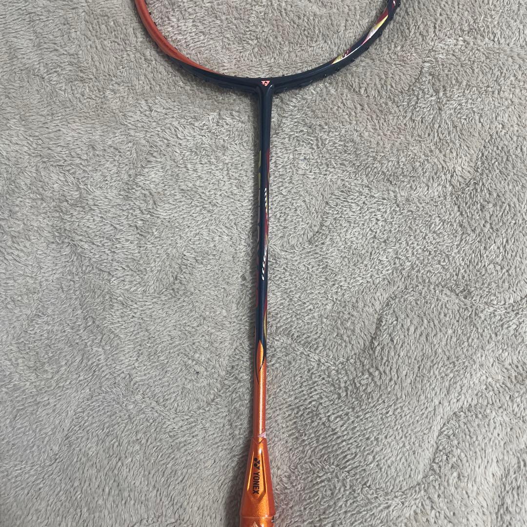 YONEX ASTROX 99 バドミントンラケット ジャンク品　4U5