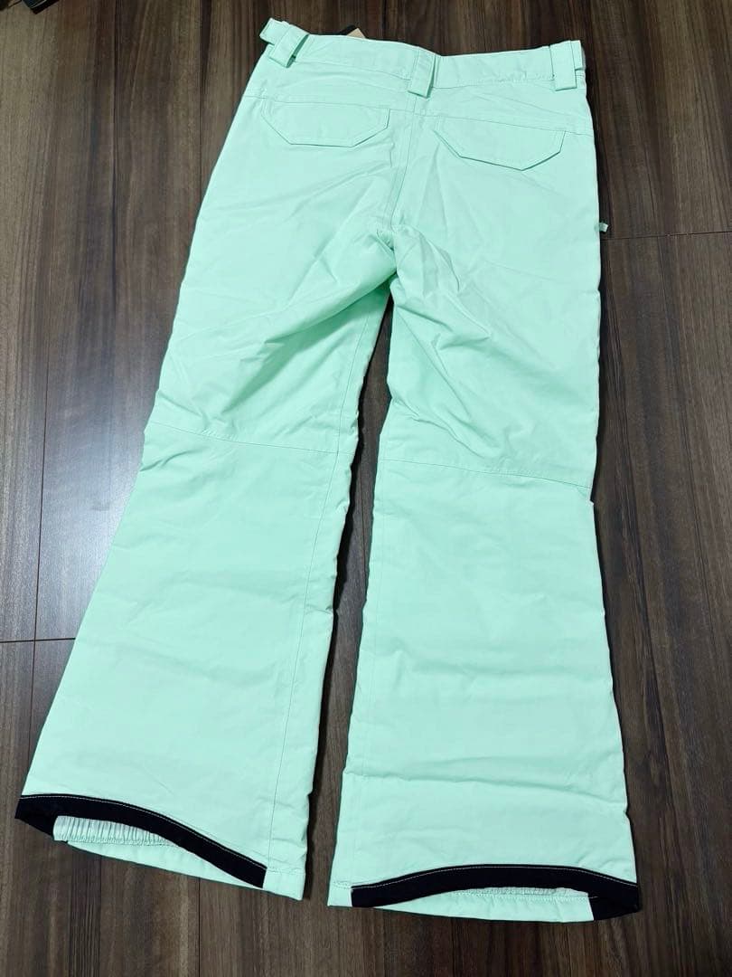新品　BURTON JEWEL GREENスノーボードウェア上下セット