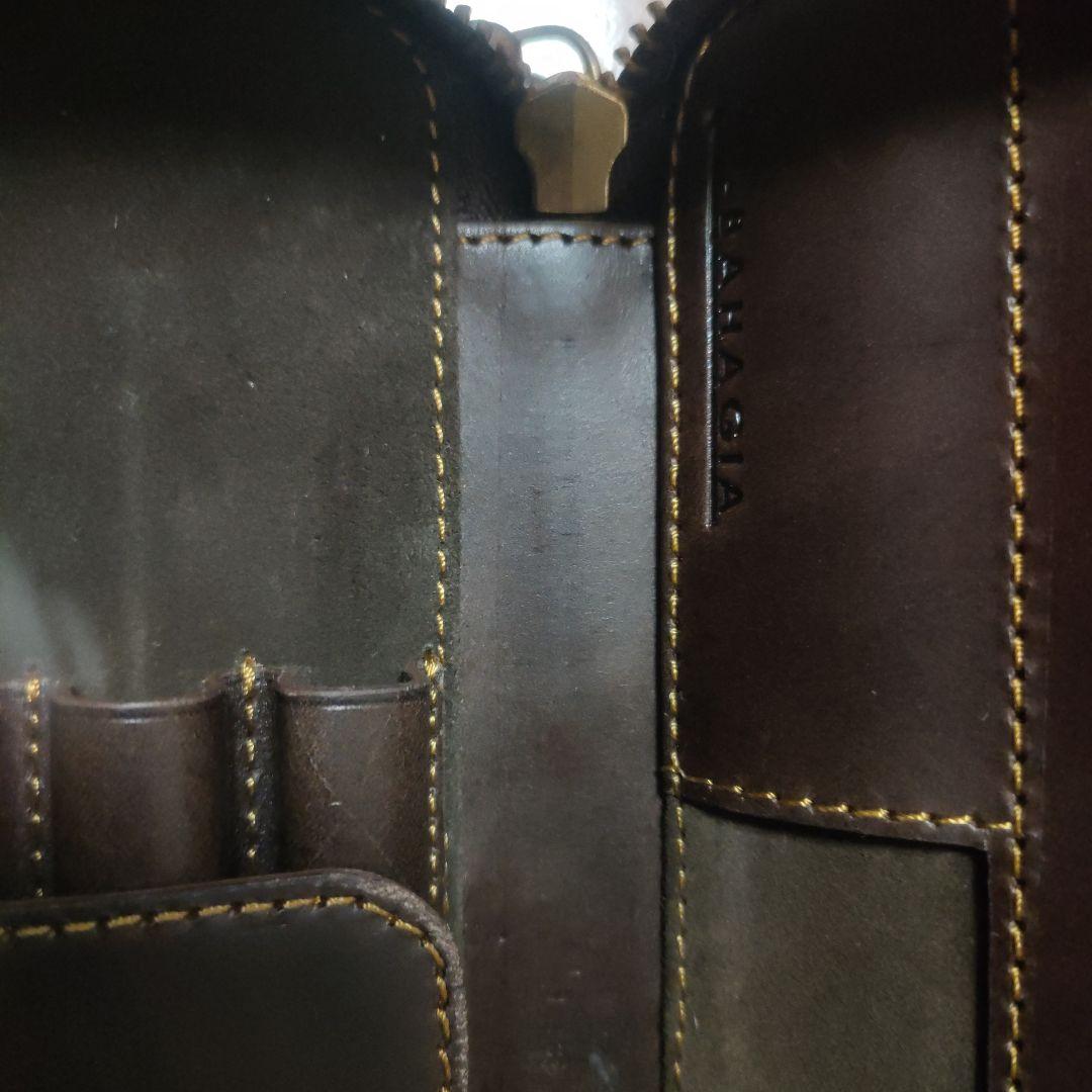 バハギアクラフト　ラウンドジップペンケース