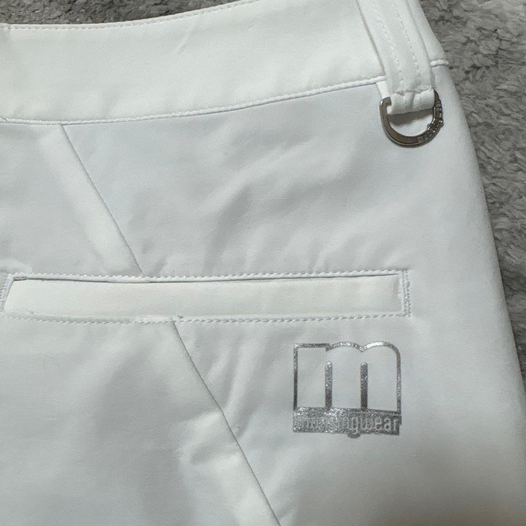 マンシングウェア　ゴルフパンツ　11号　ストレッチ速乾　白系　テーパードパンツ