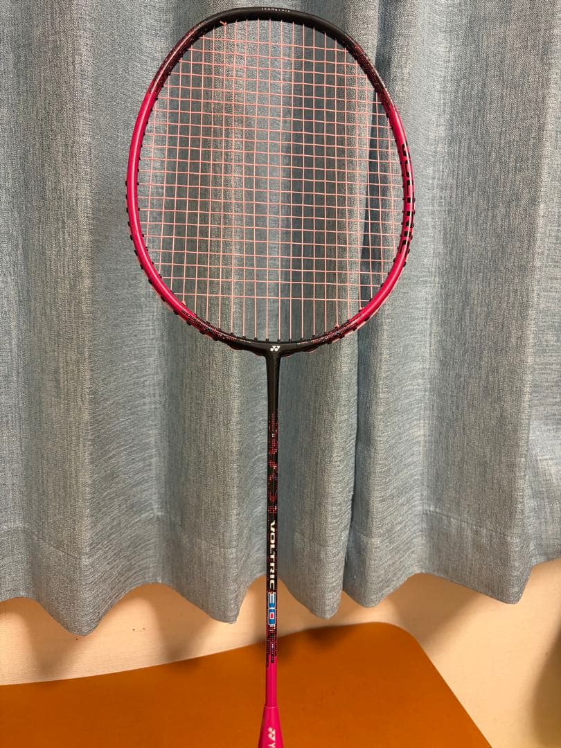 YONEX VOLTRIC 30 バドミントンラケット　ケース付き