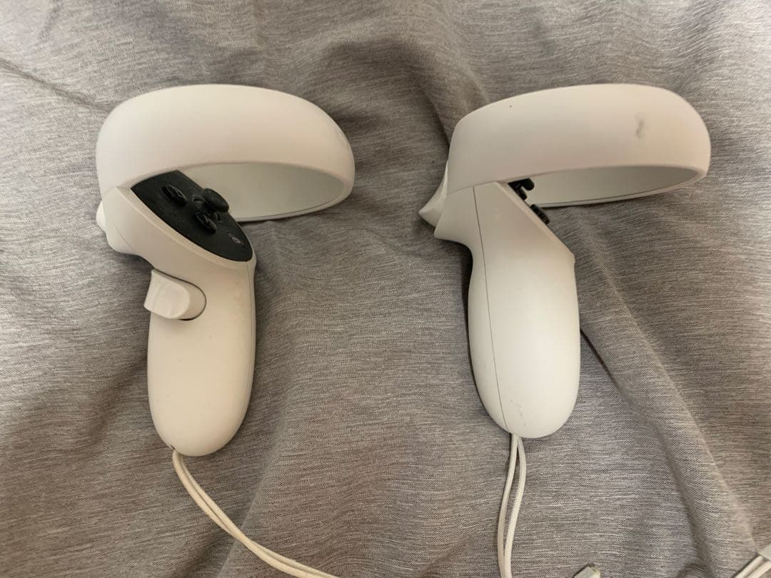   Quest 2—VRヘッドセット—64GB