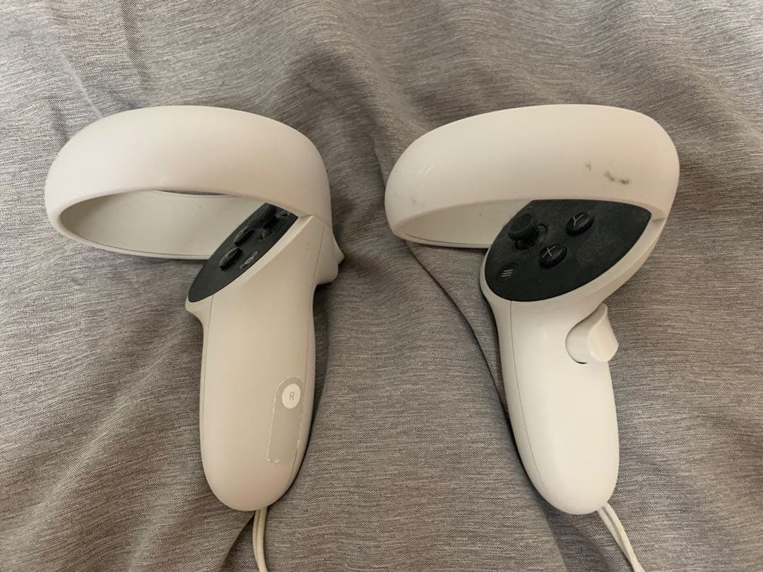   Quest 2—VRヘッドセット—64GB