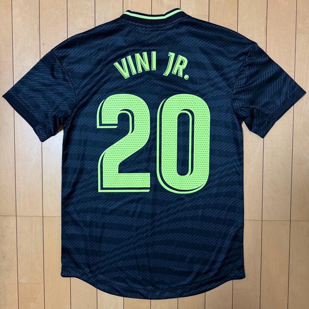 【正規品】レアル・マドリード 22/23 サード ヴィニシウス