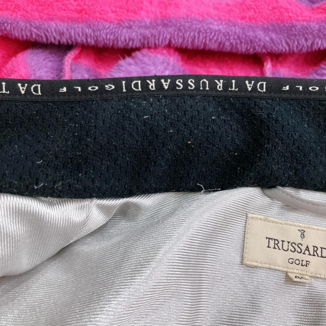 【美品】　トラサルディゴルフ　チェシャ猫ボアジップアップフーデッドパーカー