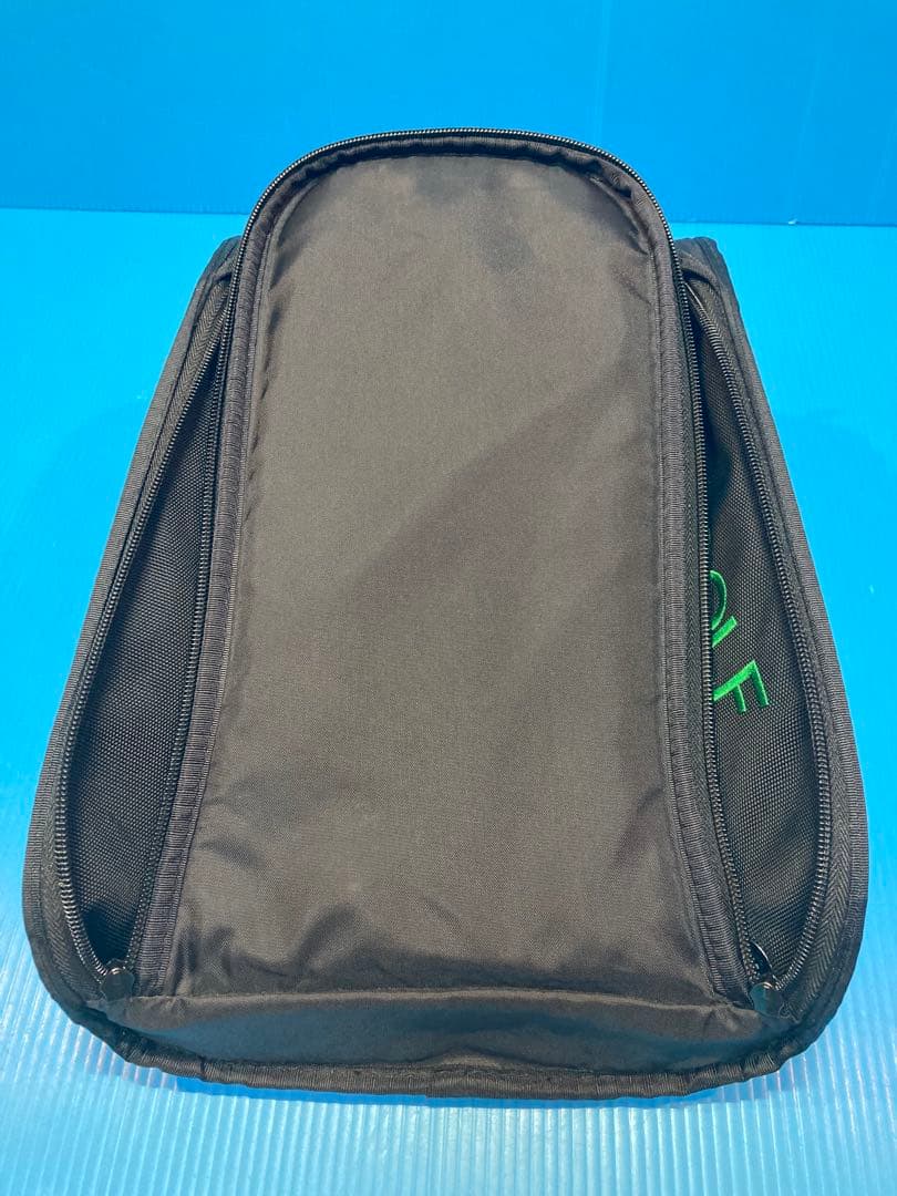 【超美品≒新品】BEAMS GOLF／ビームスゴルフ　シューズケース 色：黒×緑