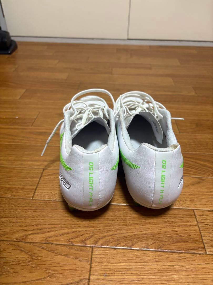 G5 LIGHT PRO サッカーシューズ ホワイト/グリーン （横幅2E程度）