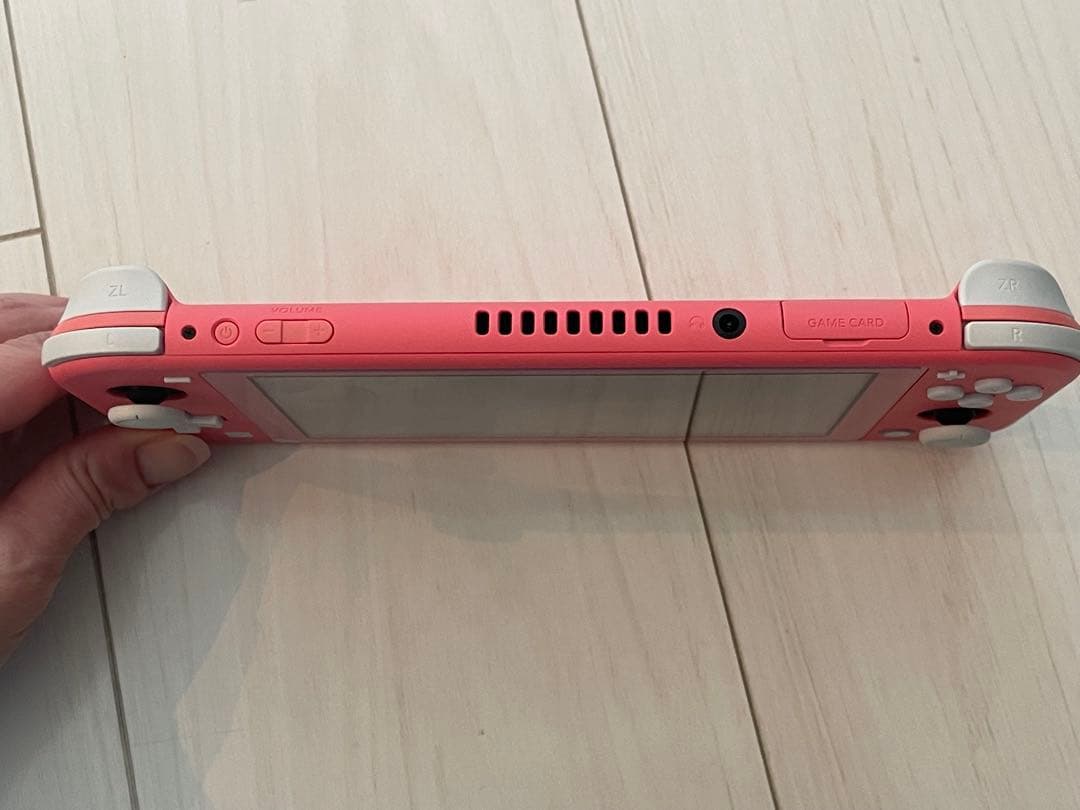 【美品】Nintendo Switch Lite コーラル 本体