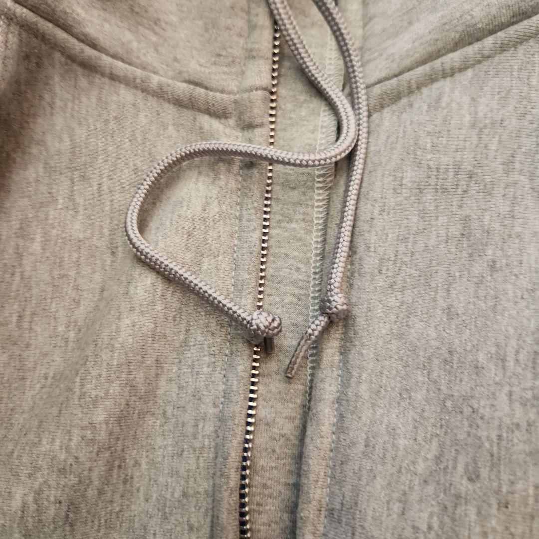 パーカー　Stussy