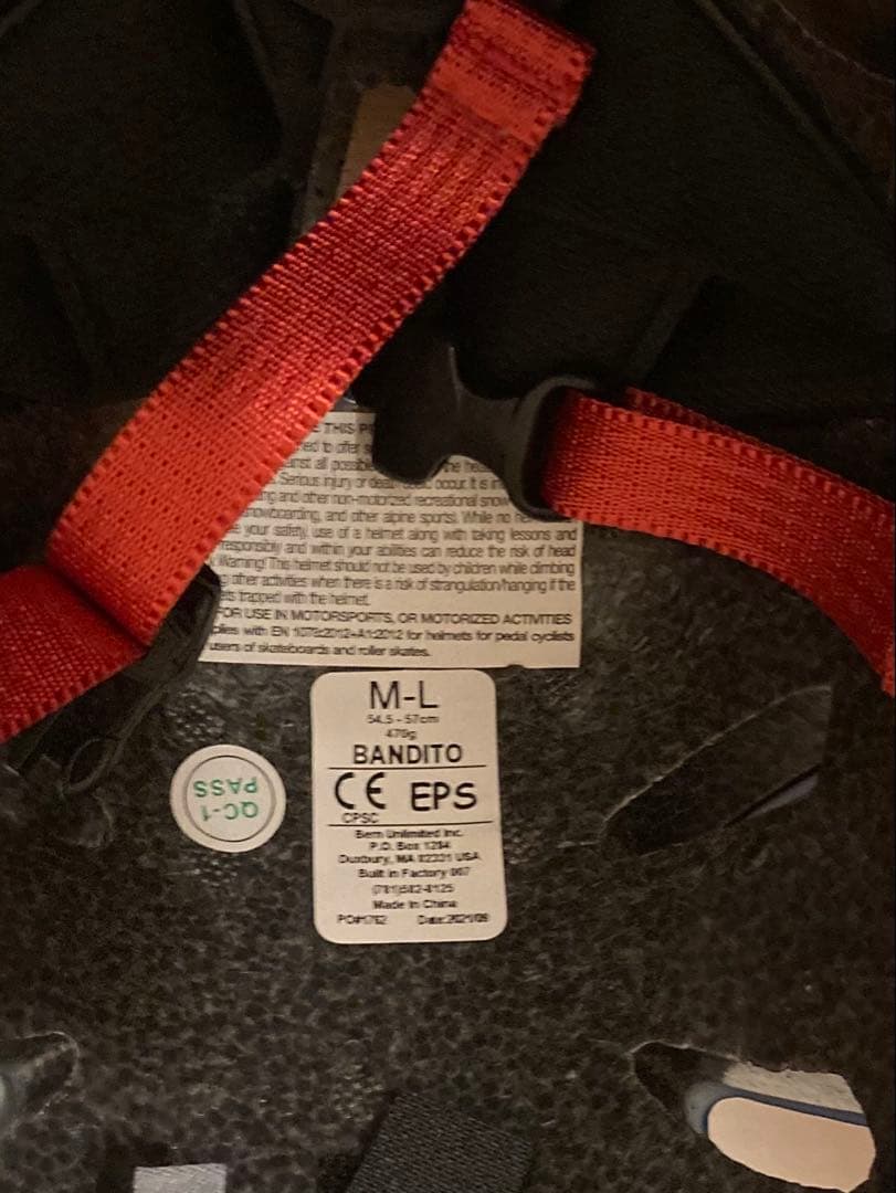 bern ジュニア BANDITOヘルメット　M-L 7〜12歳