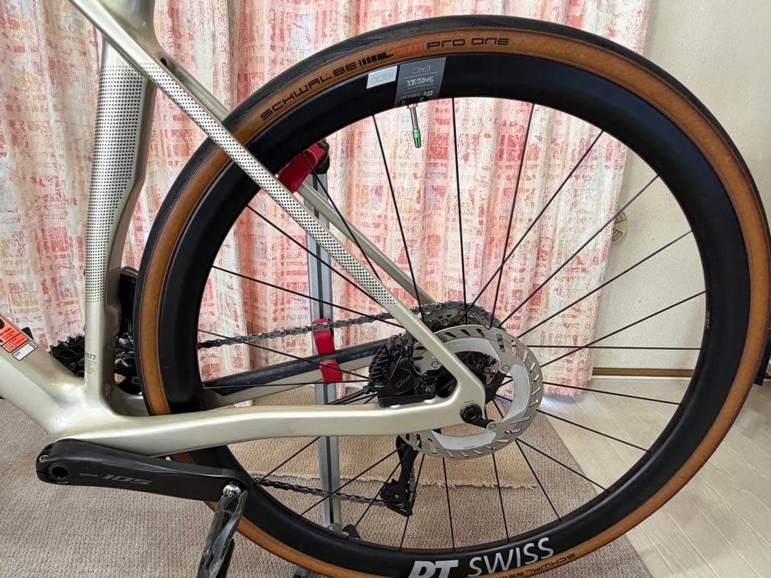 CANYON ロードバイクＣＦ SLX105di212速2024パワーメーター付