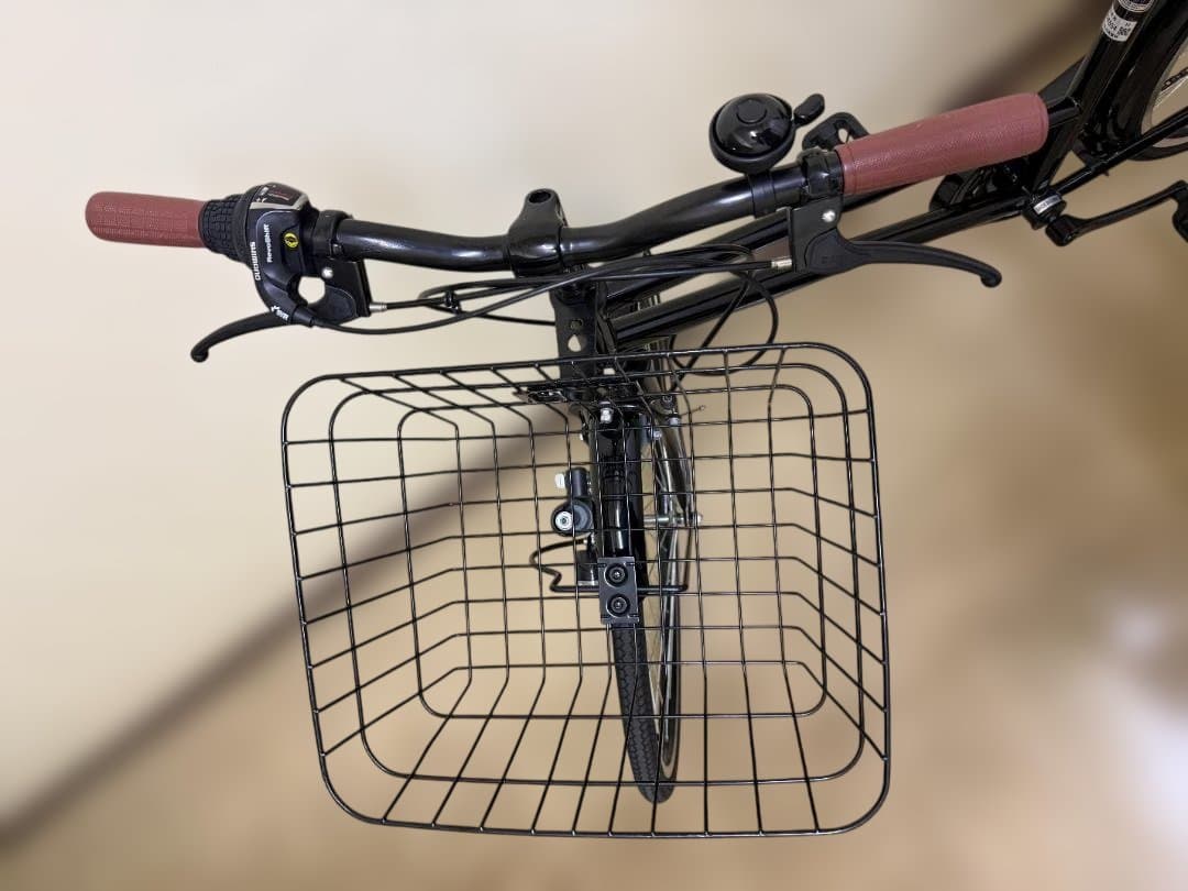 27インチ6段変速 シティサイクル 美品（黒）