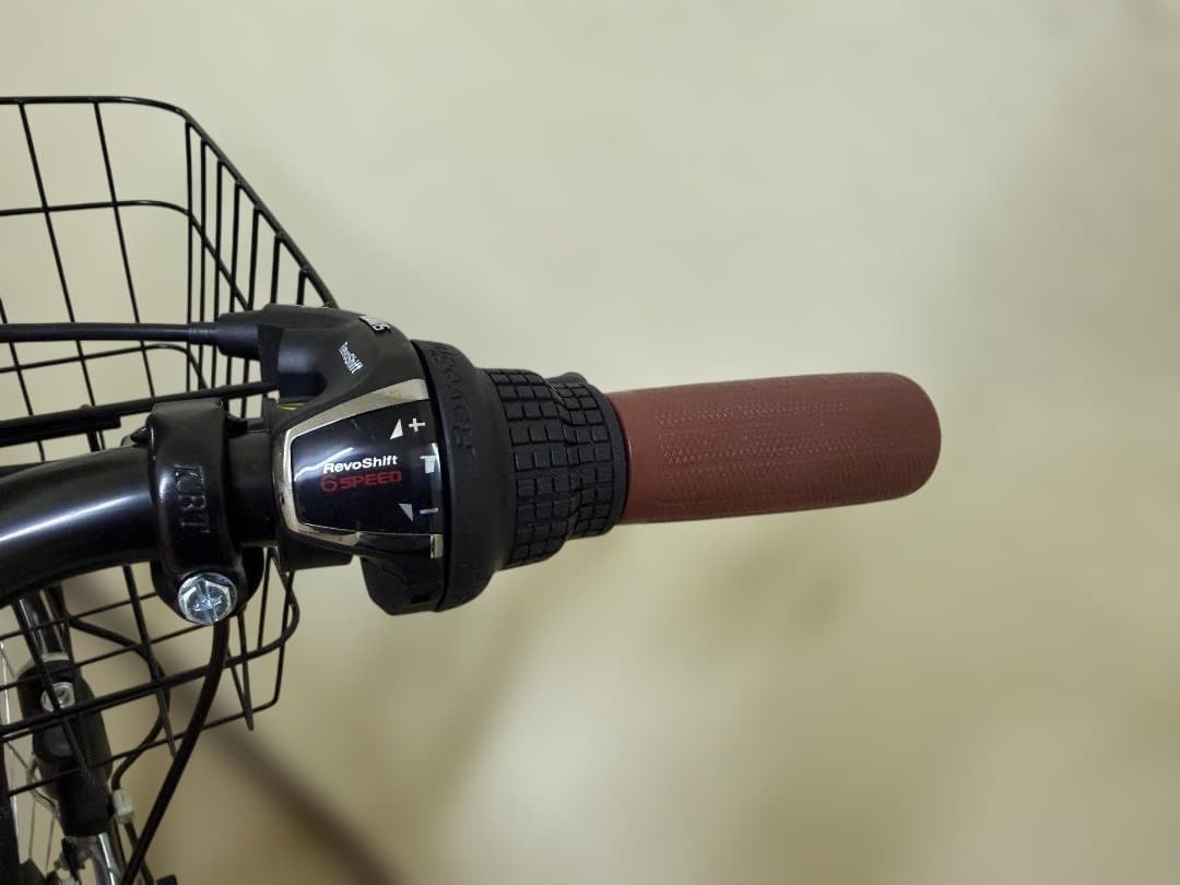 27インチ6段変速 シティサイクル 美品（黒）