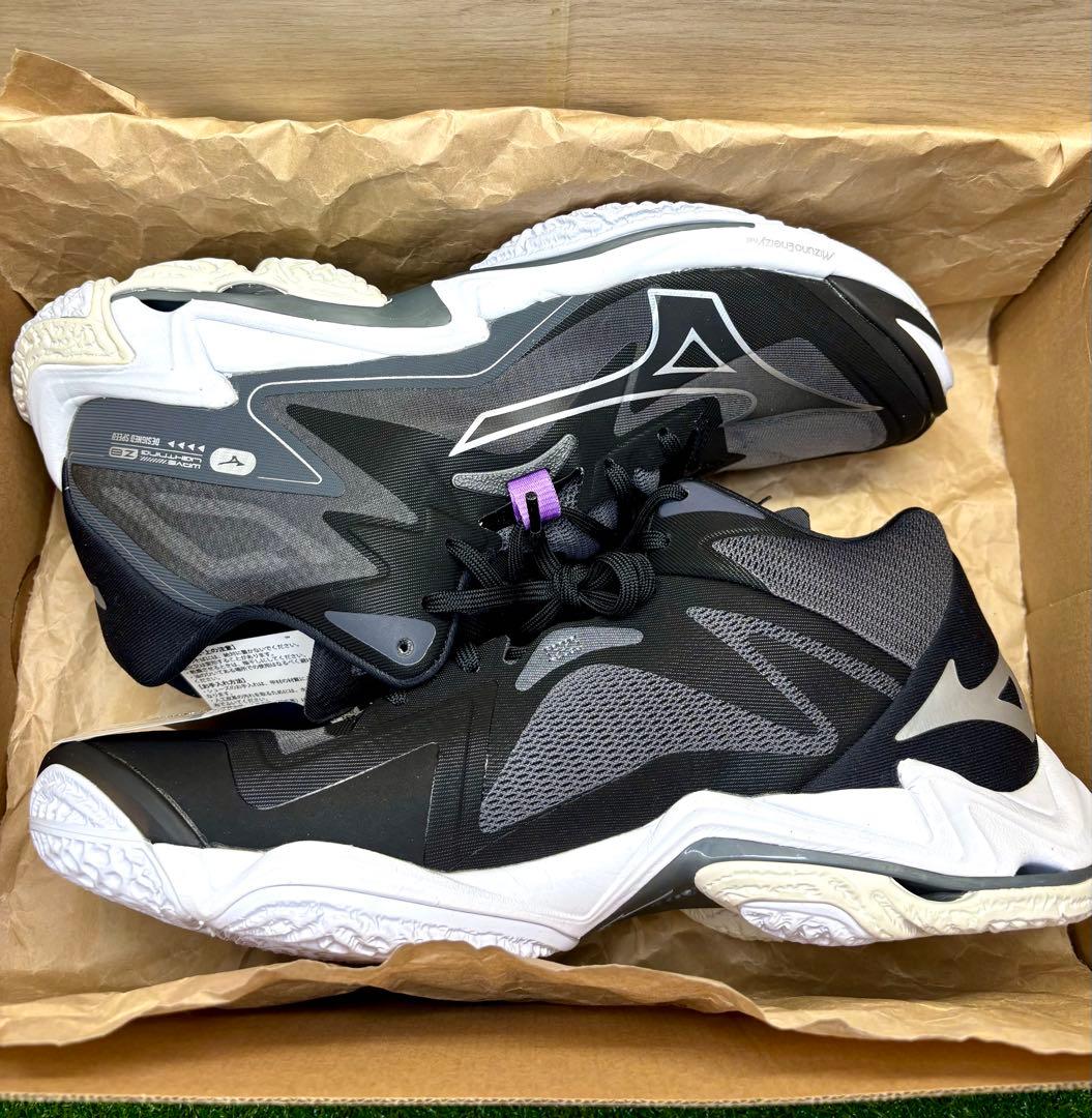 ミズノ ウエーブライトニング Z8 ミッド V1GA2405 28cm バレー