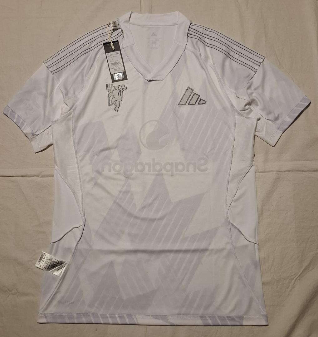 【限界価格】マンチェスターユナイテッド25-26 レプリカユニフォーム アウェイ