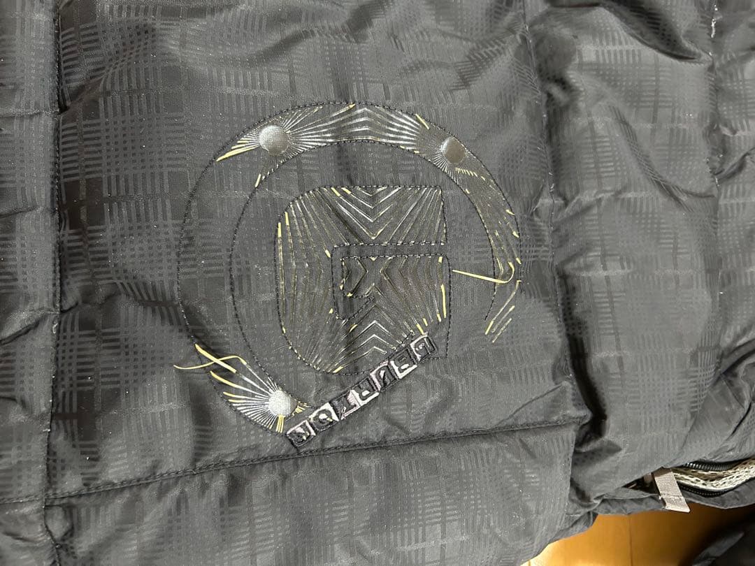 バートンダウンジャケット